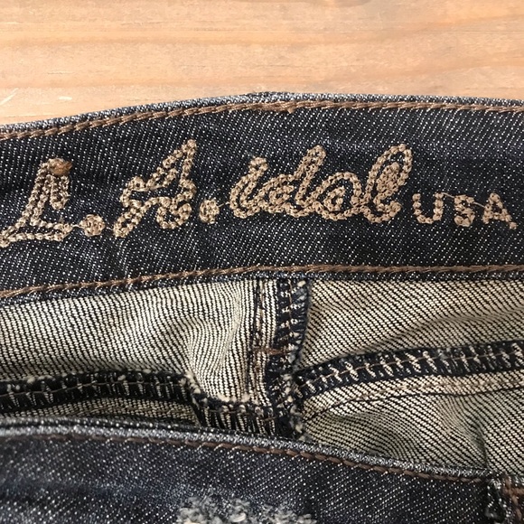 L.A. idol Embellished Ripped Jeans - Picture 8 of 12